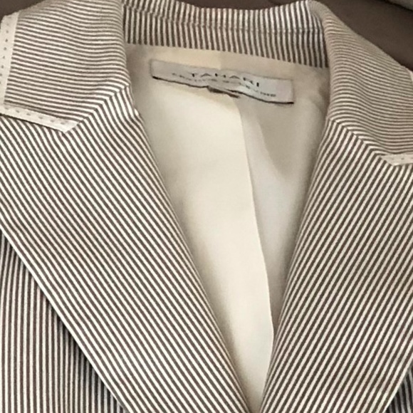 Tahari Seersucker Striped Blazer 